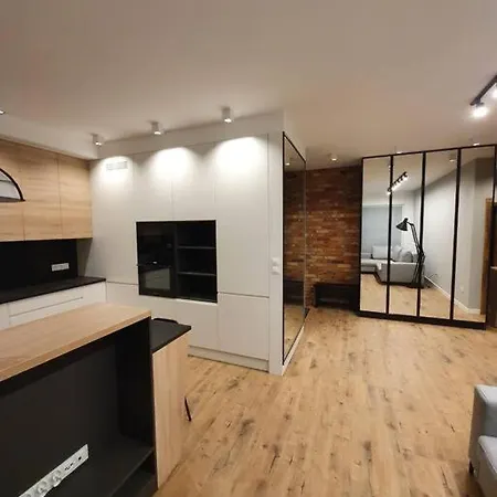 Vip Bielany Przy Metrze *